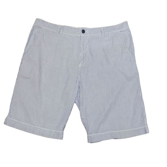 Old Navy Blue & White Vertical Stripe Short - Picture 1 of 2